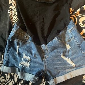 Most comfortable maternity shorts